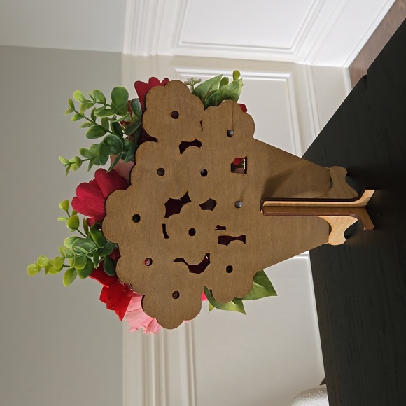 Wood Flower Bouquet for Auntie - Picture 5 of 5
